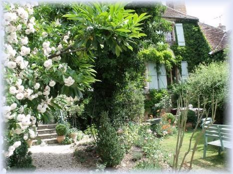 Maison Marthe B & B Saint-Sauveur-en-Puisaye Dış mekan fotoğraf